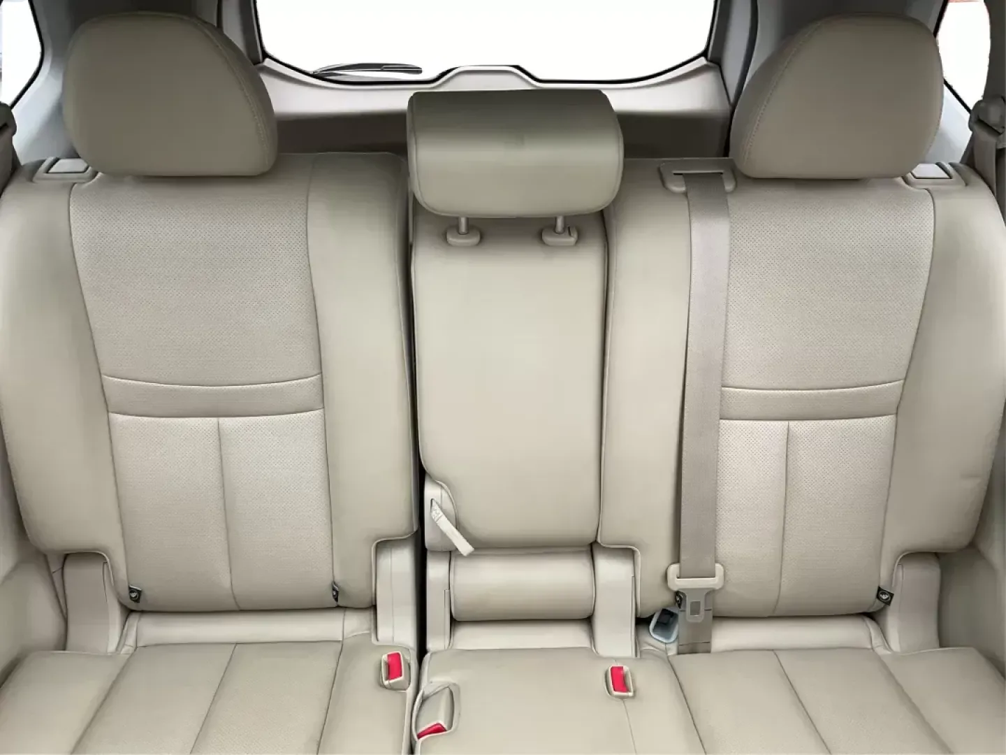 2017 Nissan Rogue SL (JN8AT2MV2HW) with an 2.5L I-4 DOHC engine, located at 8750 N County Rd 25A, Piqua, OH, 45356, (937) 908-9800, 40.164391, -84.232513 - **Discover Adventure with the 2017 Nissan Rogue SL at Advantage Car and Credit!**<br /> <br /> Looking for an SUV that perfectly balances style, comfort, and capability? The 2017 Nissan Rogue SL, available at Advantage Car and Credit in Fairborn, OH, is the ideal vehicle for families on the go, week - Photo#13