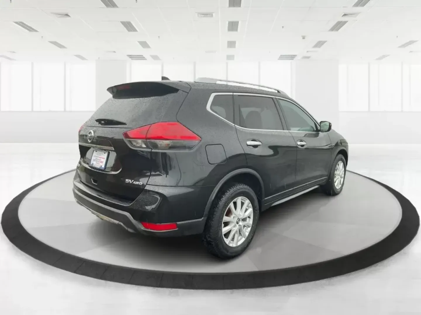 2017 Nissan Rogue SV (KNMAT2MV7HP) with an 2.5L I-4 DOHC engine, located at 8750 N County Rd 25A, Piqua, OH, 45356, (937) 908-9800, 40.164391, -84.232513 - 2017 Nissan Rogue SV - Photo#2