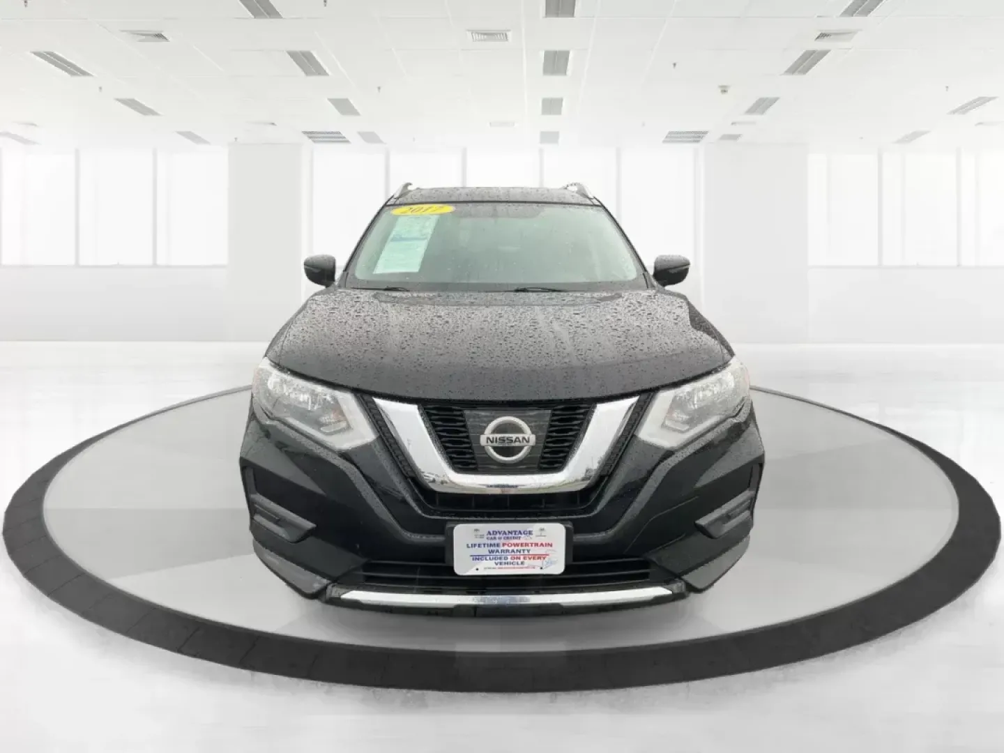 2017 Nissan Rogue SV (KNMAT2MV7HP) with an 2.5L I-4 DOHC engine, located at 8750 N County Rd 25A, Piqua, OH, 45356, (937) 908-9800, 40.164391, -84.232513 - 2017 Nissan Rogue SV - Photo#7