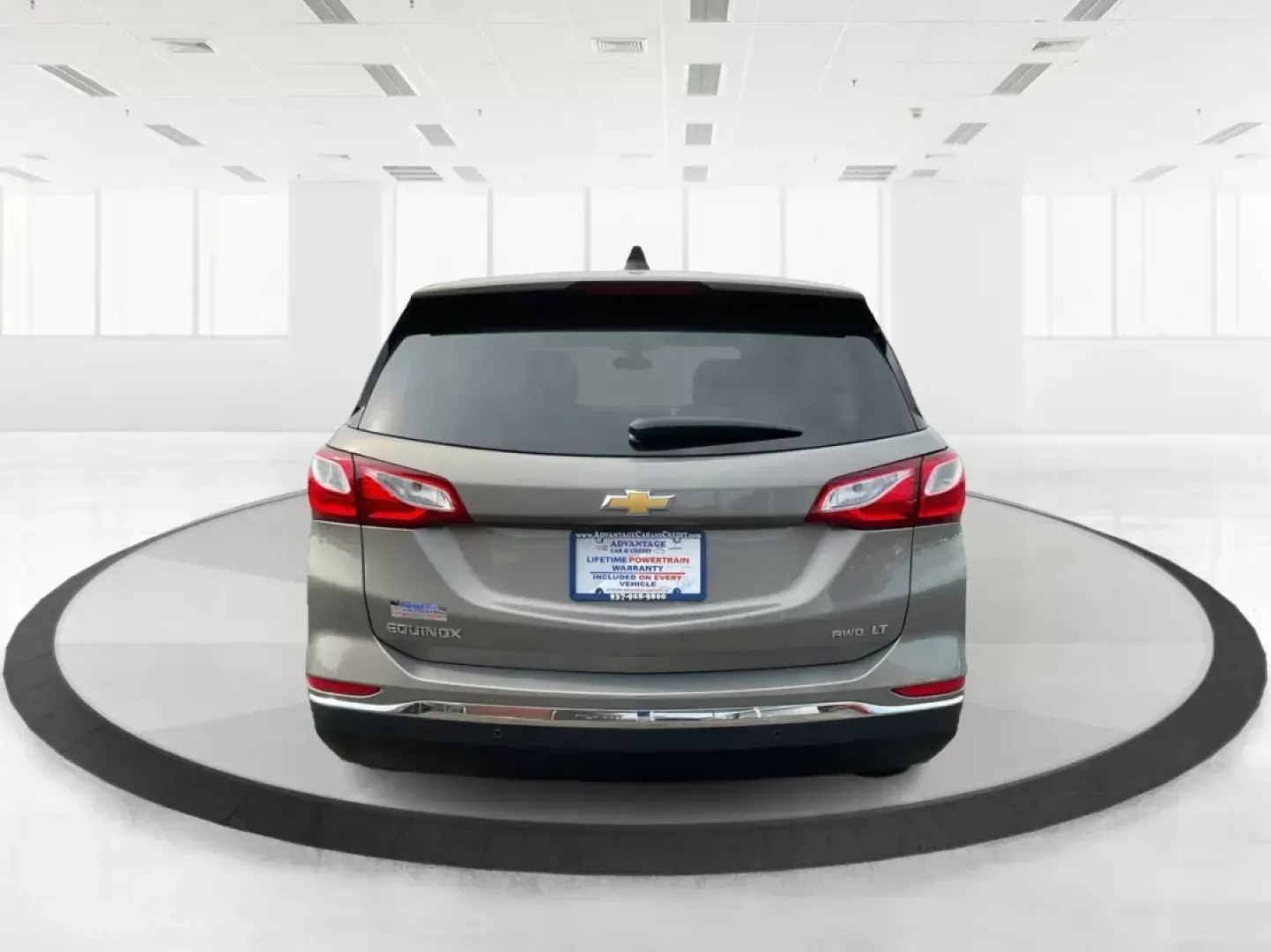 2018 Chevrolet Equinox LT (3GNAXSEV5JS) with an 1.5L I-4 gasoline direct injection engine, located at 8750 N County Rd 25A, Piqua, OH, 45356, (937) 908-9800, 40.164391, -84.232513 - 2018 Chevrolet Equinox LT - Photo#2