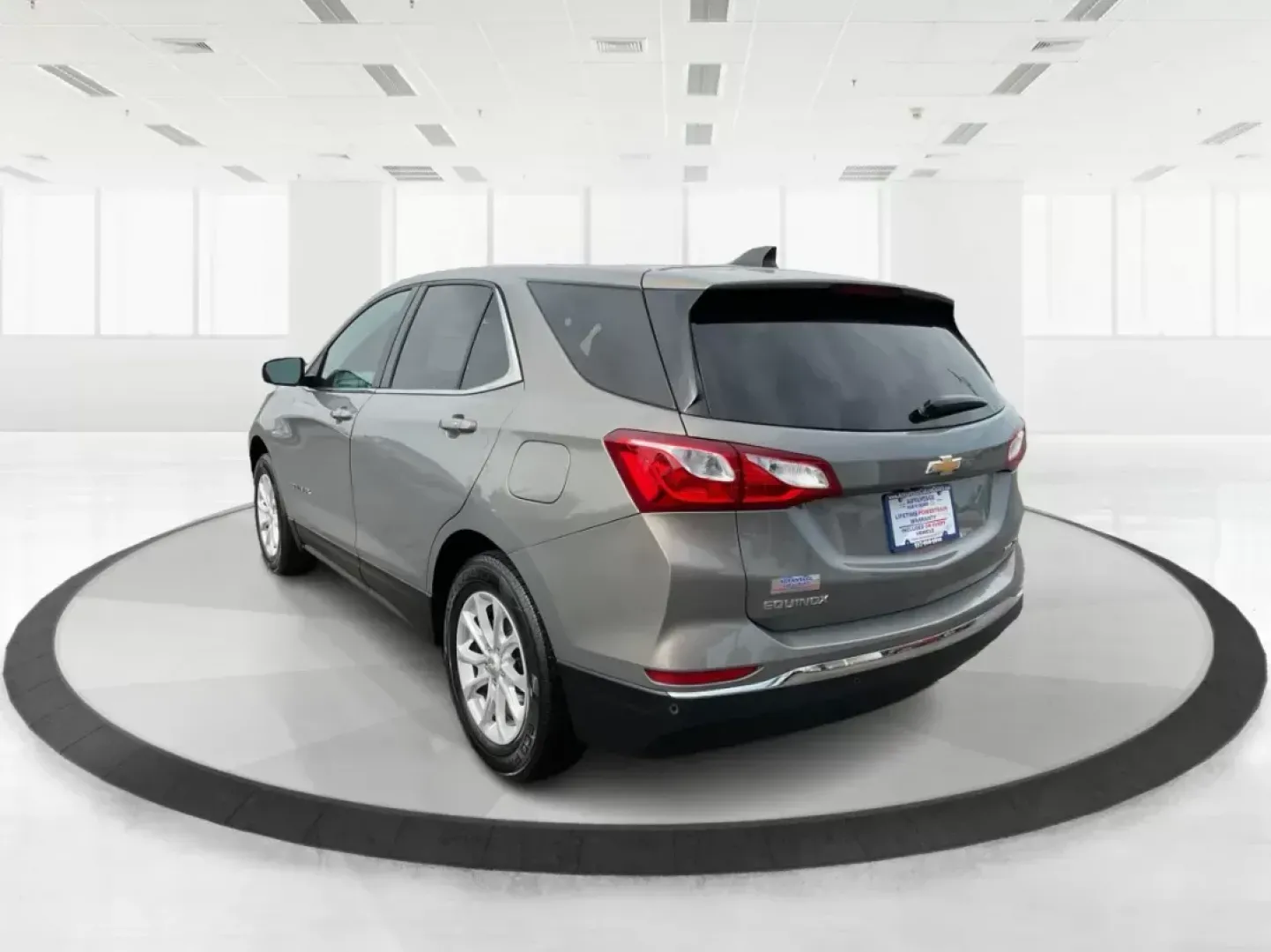 2018 Chevrolet Equinox LT (3GNAXSEV5JS) with an 1.5L I-4 gasoline direct injection engine, located at 8750 N County Rd 25A, Piqua, OH, 45356, (937) 908-9800, 40.164391, -84.232513 - 2018 Chevrolet Equinox LT - Photo#4
