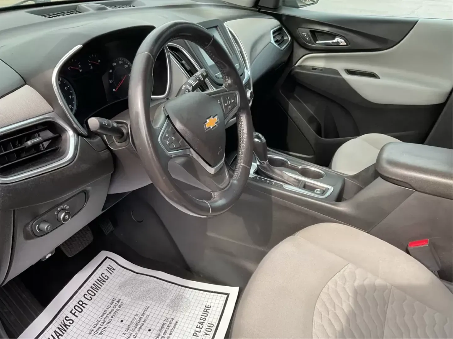 2018 Chevrolet Equinox LT (3GNAXSEV5JS) with an 1.5L I-4 gasoline direct injection engine, located at 8750 N County Rd 25A, Piqua, OH, 45356, (937) 908-9800, 40.164391, -84.232513 - 2018 Chevrolet Equinox LT - Photo#8