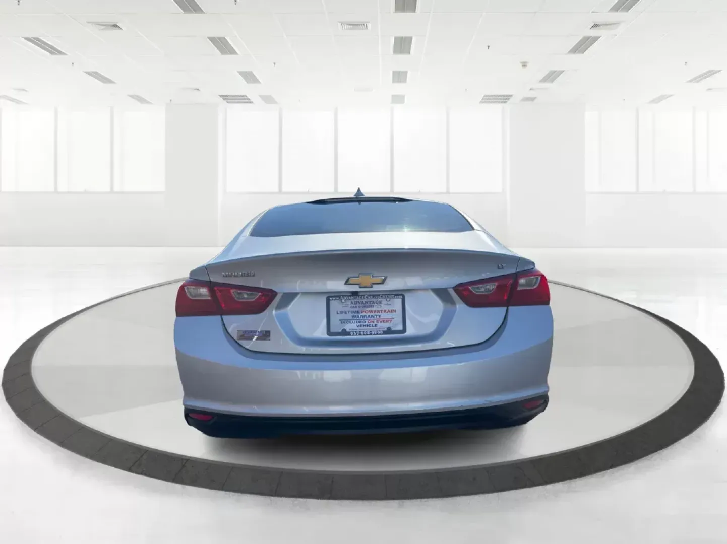 2018 Chevrolet Malibu LT (1G1ZD5ST8JF) with an ECOTEC 1.5L I-4 gasoline direct injection engine, located at 880 E. National Road, Vandalia, OH, 45377, (937) 908-9800, 39.891918, -84.183594 - 2018 Chevrolet Malibu LT - Photo#3