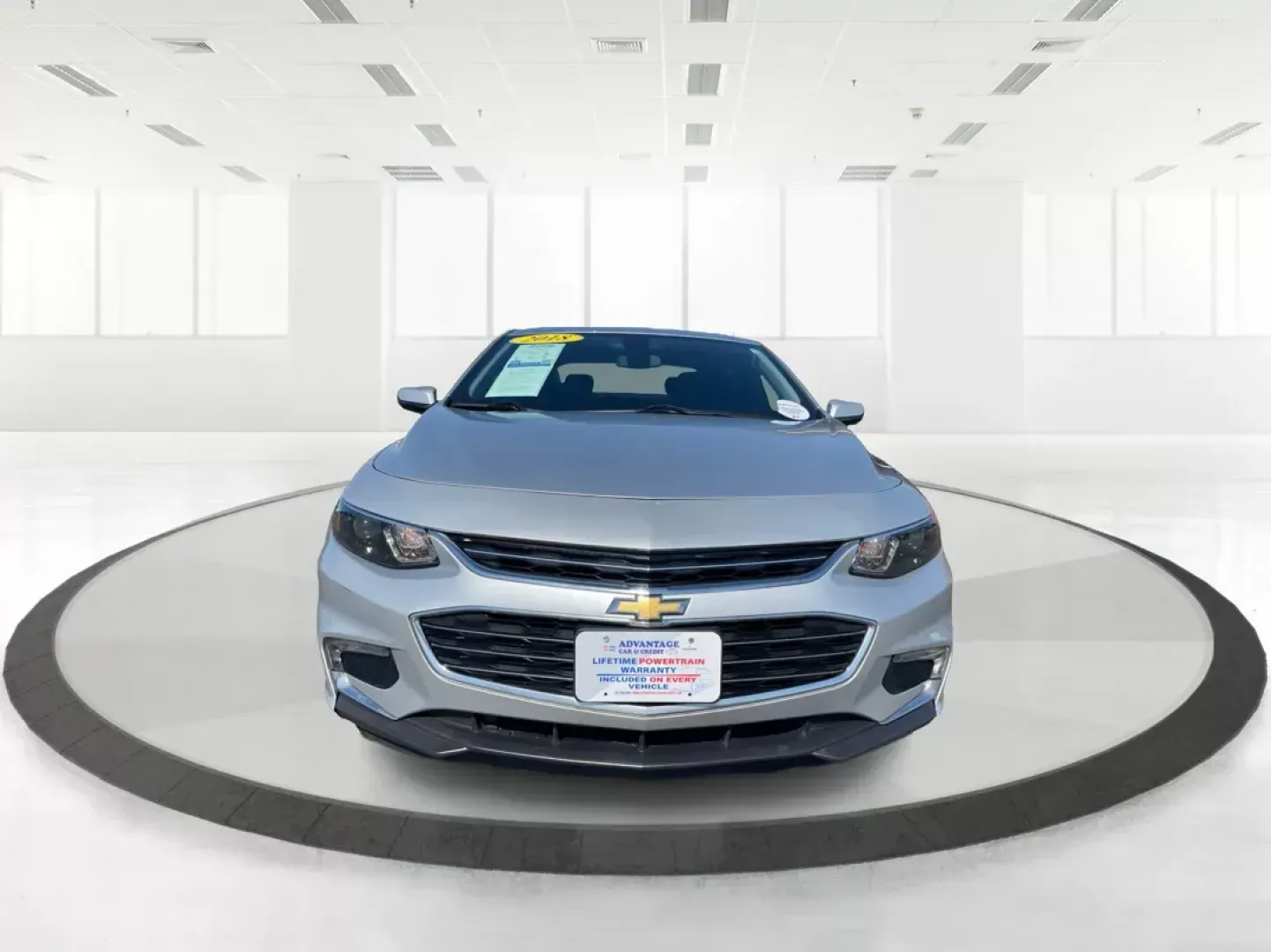 2018 Chevrolet Malibu LT (1G1ZD5ST8JF) with an ECOTEC 1.5L I-4 gasoline direct injection engine, located at 880 E. National Road, Vandalia, OH, 45377, (937) 908-9800, 39.891918, -84.183594 - 2018 Chevrolet Malibu LT - Photo#6