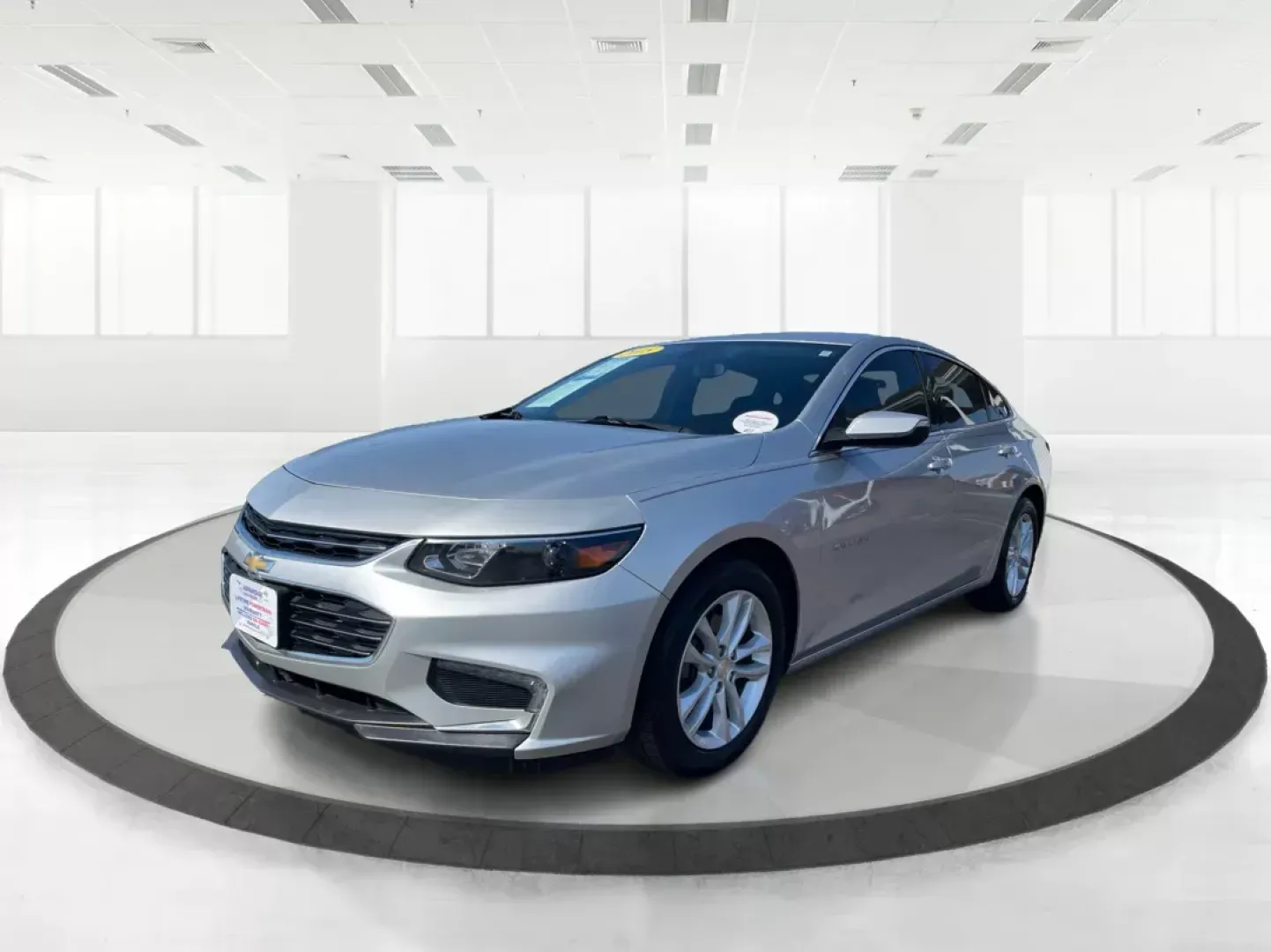 2018 Chevrolet Malibu LT (1G1ZD5ST8JF) with an ECOTEC 1.5L I-4 gasoline direct injection engine, located at 880 E. National Road, Vandalia, OH, 45377, (937) 908-9800, 39.891918, -84.183594 - 2018 Chevrolet Malibu LT - Photo#7