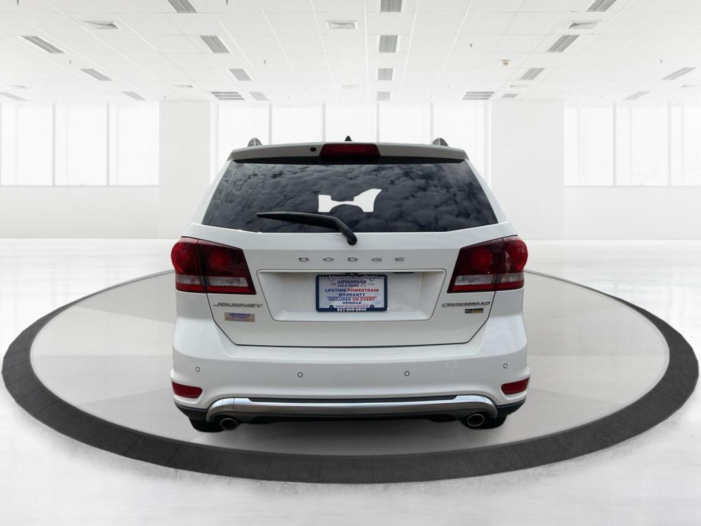2018 Dodge Journey Crossroad (3C4PDCGG5JT) with an Pentastar 3.6L V-6 DOHC engine, located at 1099 N County Rd 25A , Troy, OH, 45373, (937) 908-9800, 40.057079, -84.212883 - Third Row - Photo#2