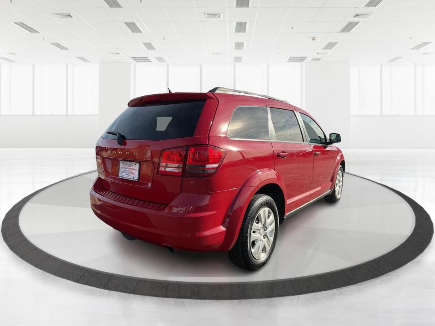 2018 Dodge Journey SE (3C4PDCABXJT) with an Tigershark MultiAir 2.4L I-4 DOHC engine, located at 1951 S Dayton Lakeview Rd., New Carlisle, OH, 45344, (937) 908-9800, 39.890999, -84.050255 - Third Row - Photo#2