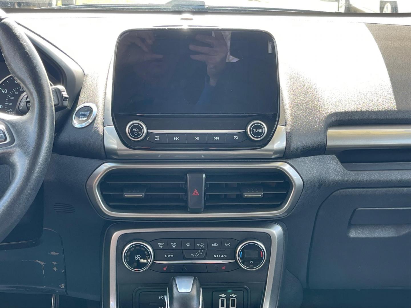 2018 Ford EcoSport SE (MAJ3P1TE9JC) with an Other engine, located at 1099 N County Rd 25A , Troy, OH, 45373, (937) 908-9800, 40.057079, -84.212883 - 2018 Ford EcoSport SE - Photo#12