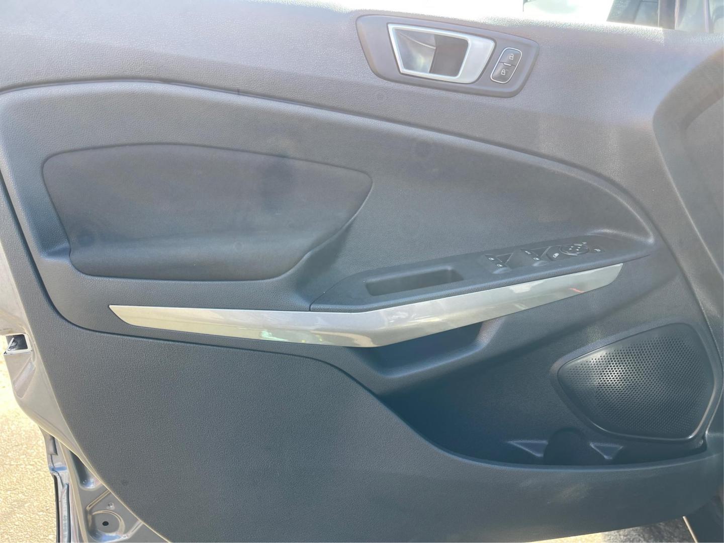 2018 Ford EcoSport SE (MAJ3P1TE9JC) with an Other engine, located at 1099 N County Rd 25A , Troy, OH, 45373, (937) 908-9800, 40.057079, -84.212883 - 2018 Ford EcoSport SE - Photo#18