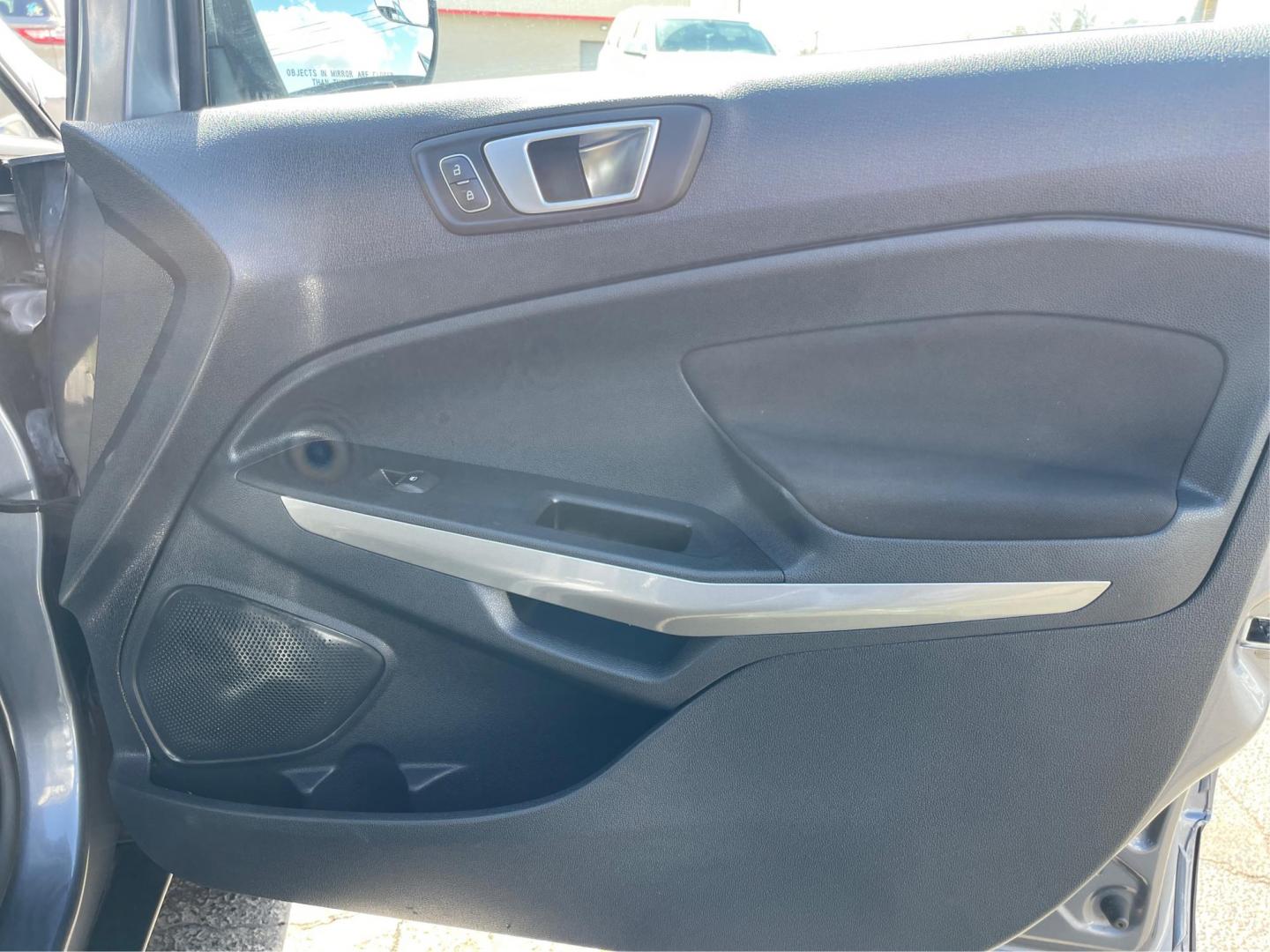 2018 Ford EcoSport SE (MAJ3P1TE9JC) with an Other engine, located at 1099 N County Rd 25A , Troy, OH, 45373, (937) 908-9800, 40.057079, -84.212883 - 2018 Ford EcoSport SE - Photo#19