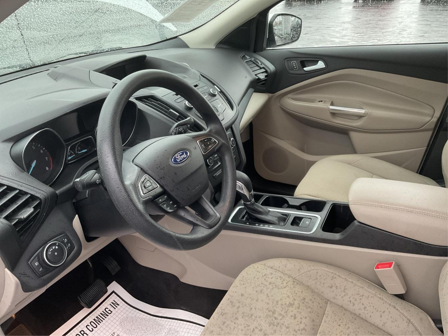 2018 Ford Escape SE (1FMCU0GD0JU) with an Other engine, located at 1230 East Main St, Xenia, OH, 45385, (937) 908-9800, 39.688026, -83.910172 - 2018 Ford Escape SE - Photo#8