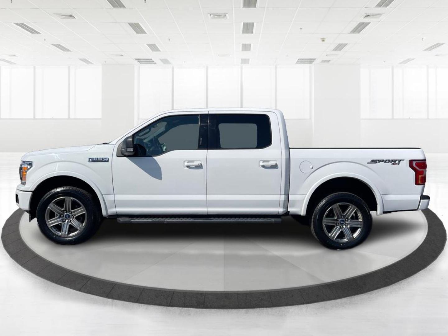 2018 Ford F-150 XL SuperCrew 5.5-ft. Bed 4WD (1FTEW1EG6JF) with an 3.5L V6 TURBO engine, 6-Speed Automatic transmission, located at 8750 N County Rd 25A, Piqua, OH, 45356, (937) 908-9800, 40.164391, -84.232513 - 2018 Ford F-150 XL SuperCrew 5.5-ft. Bed 4WD - Photo#5