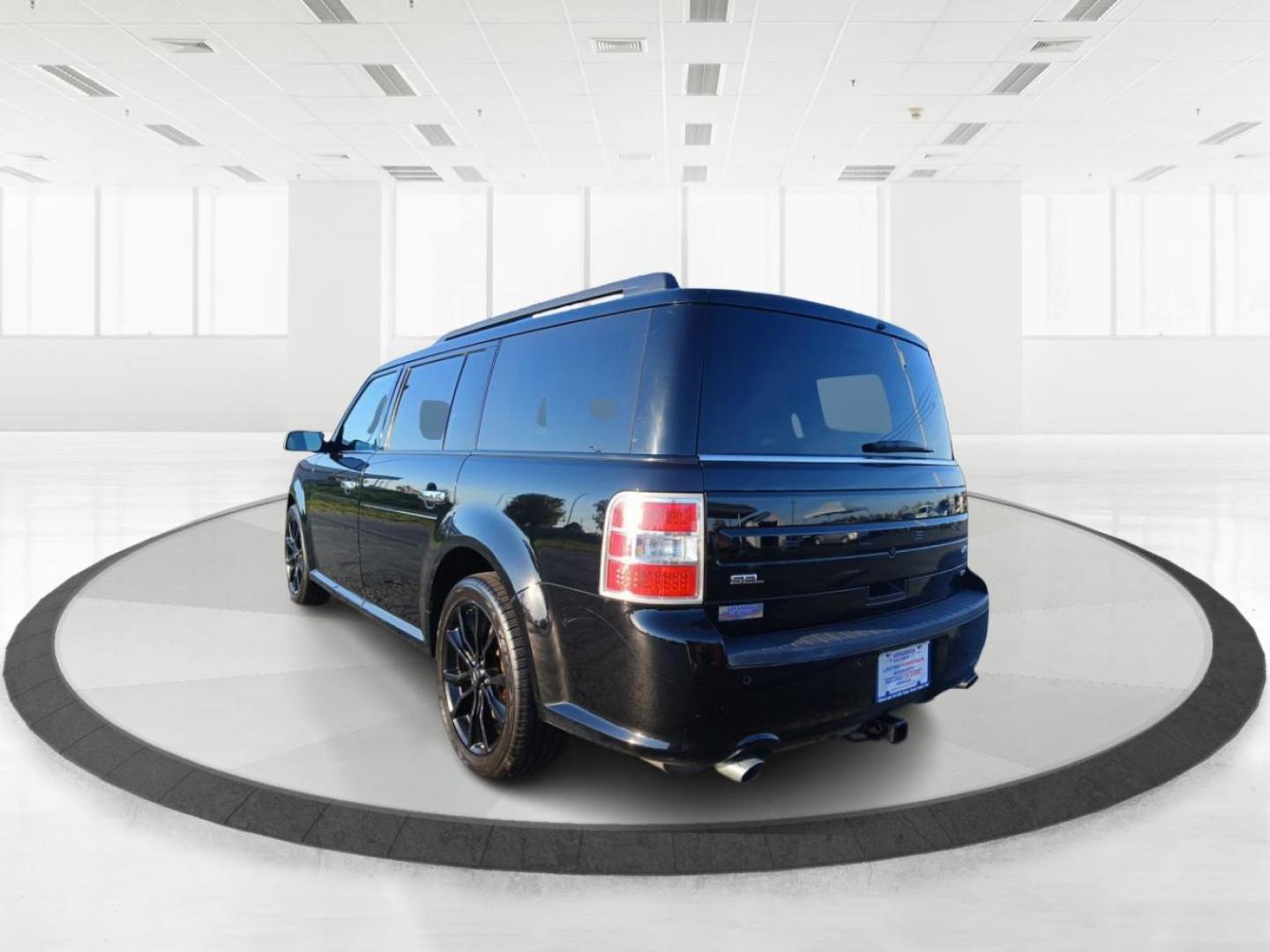 2018 Ford Flex Limited AWD (2FMHK6D8XJB) with an 3.5L V6 DOHC 24V engine, 6-Speed Automatic Overdrive transmission, located at 401 Woodman Dr, Riverside, OH, 45431, (937) 908-9800, 39.760899, -84.123421 - Third Row - Photo#4