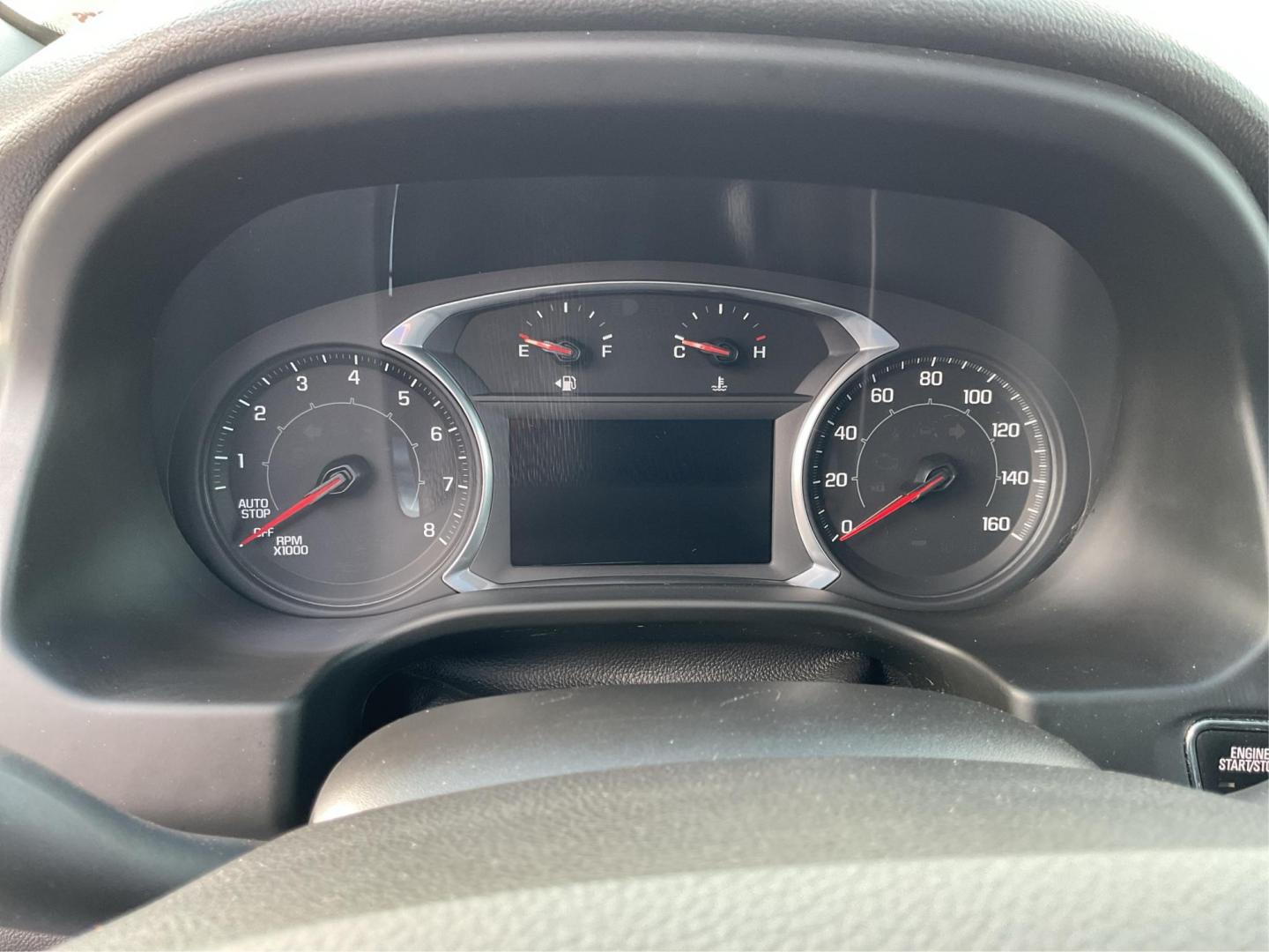 2018 GMC Acadia SLT-1 (1GKKNMLA4JZ) with an 2.5L I-4 gasoline direct injection engine, located at 1230 East Main St, Xenia, OH, 45385, (937) 908-9800, 39.688026, -83.910172 - Third Row - Photo#14