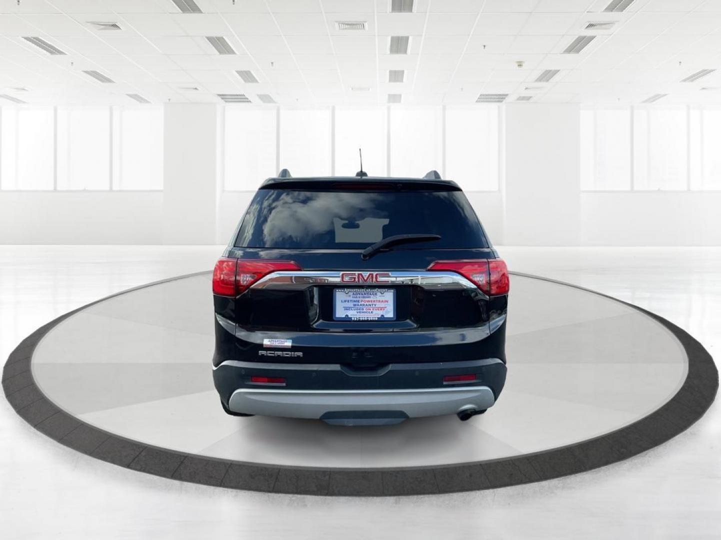 2018 GMC Acadia SLT-1 (1GKKNMLA4JZ) with an 2.5L I-4 gasoline direct injection engine, located at 1230 East Main St, Xenia, OH, 45385, (937) 908-9800, 39.688026, -83.910172 - Third Row - Photo#3