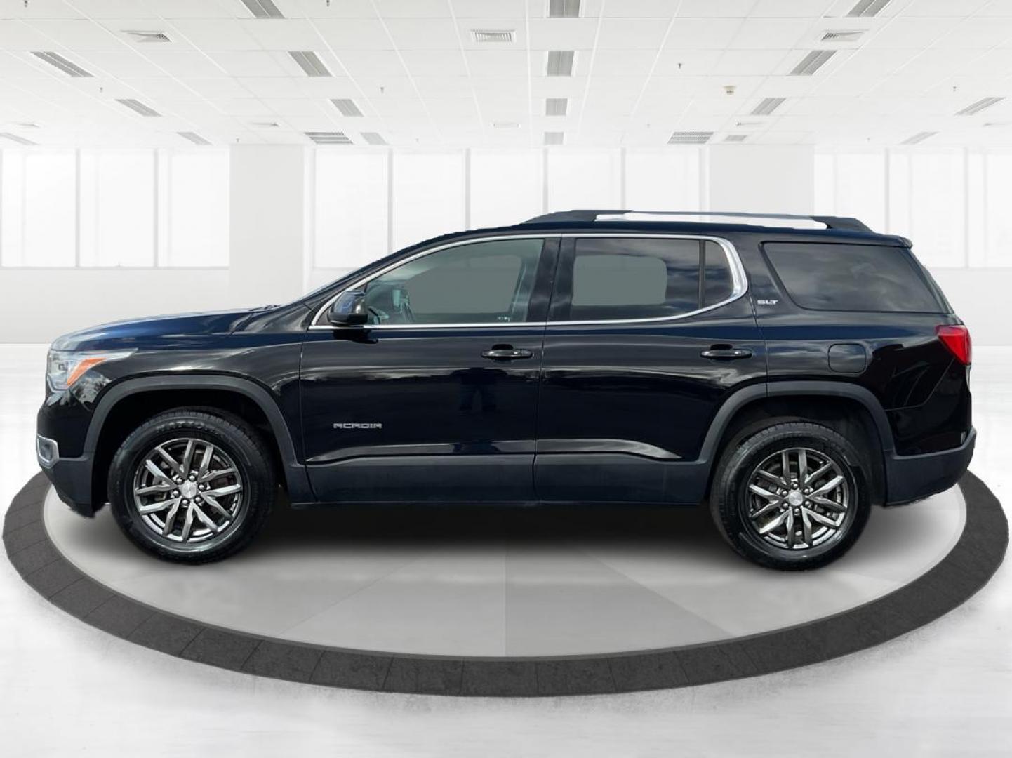 2018 GMC Acadia SLT-1 (1GKKNMLA4JZ) with an 2.5L I-4 gasoline direct injection engine, located at 1230 East Main St, Xenia, OH, 45385, (937) 908-9800, 39.688026, -83.910172 - Third Row - Photo#5