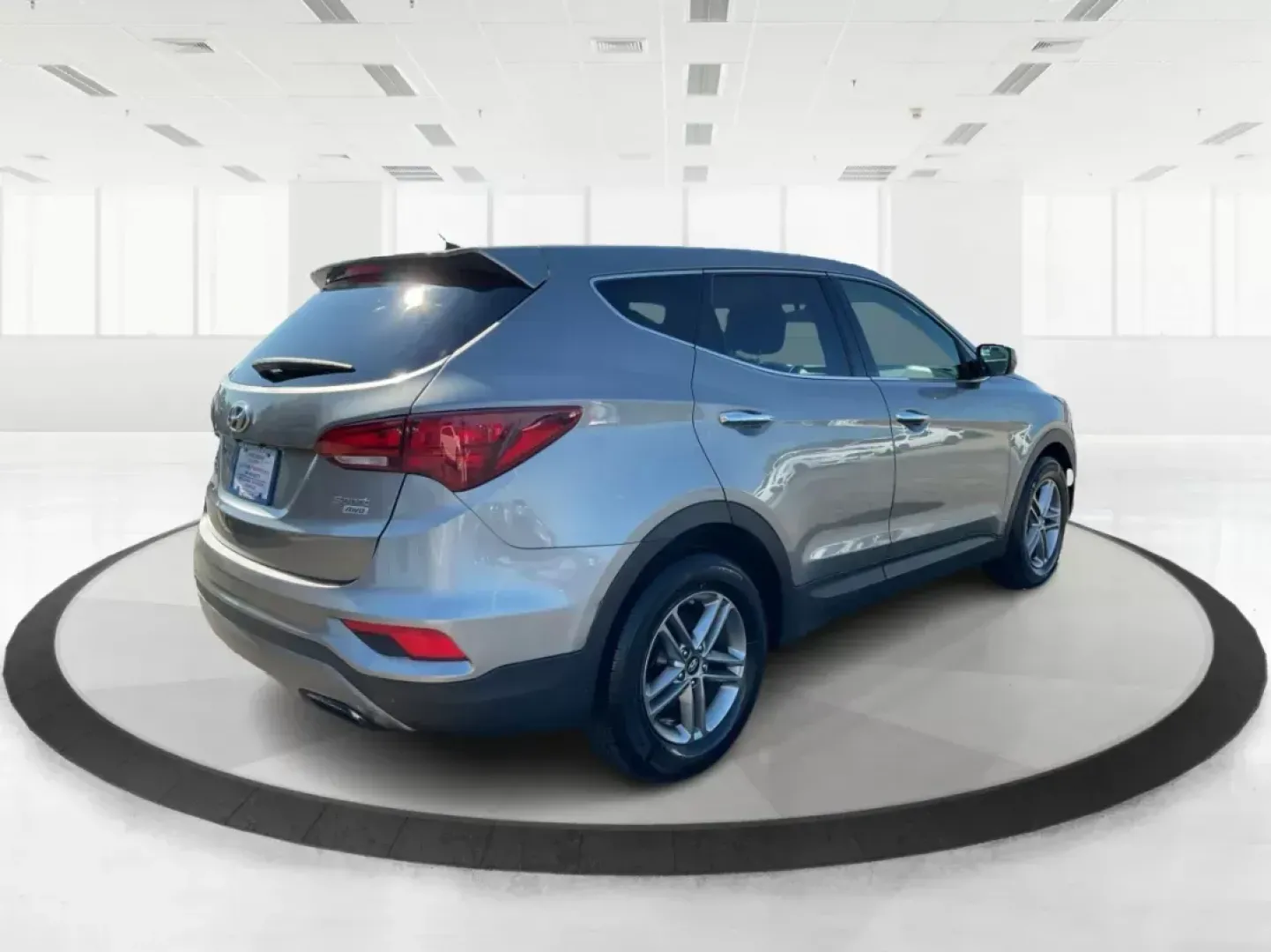 2018 Hyundai Santa Fe 2.4L (5NMZTDLB0JH) with an Theta II 2.4L I-4 gasoline direct injection engine, located at 401 Woodman Dr, Riverside, OH, 45431, (937) 908-9800, 39.760899, -84.123421 - Experience the perfect blend of comfort, style, and versatility with the **2018 Hyundai Santa Fe Sport**, now available at **Advantage Car and Credit**, your trusted **Buy Here Pay Here dealership** located at **1184 Kauffman Ave, Fairborn, OH 45324**. Whether you're a growing family looking for a r - Photo#2