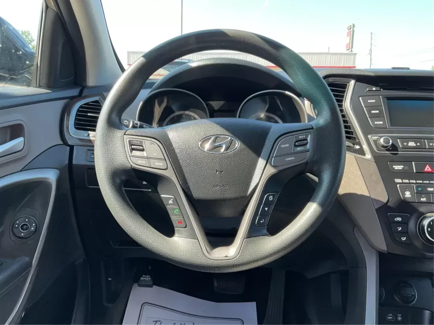 2018 Hyundai Santa Fe 2.4L (5NMZTDLB0JH) with an Theta II 2.4L I-4 gasoline direct injection engine, located at 401 Woodman Dr, Riverside, OH, 45431, (937) 908-9800, 39.760899, -84.123421 - Experience the perfect blend of comfort, style, and versatility with the **2018 Hyundai Santa Fe Sport**, now available at **Advantage Car and Credit**, your trusted **Buy Here Pay Here dealership** located at **1184 Kauffman Ave, Fairborn, OH 45324**. Whether you're a growing family looking for a r - Photo#14