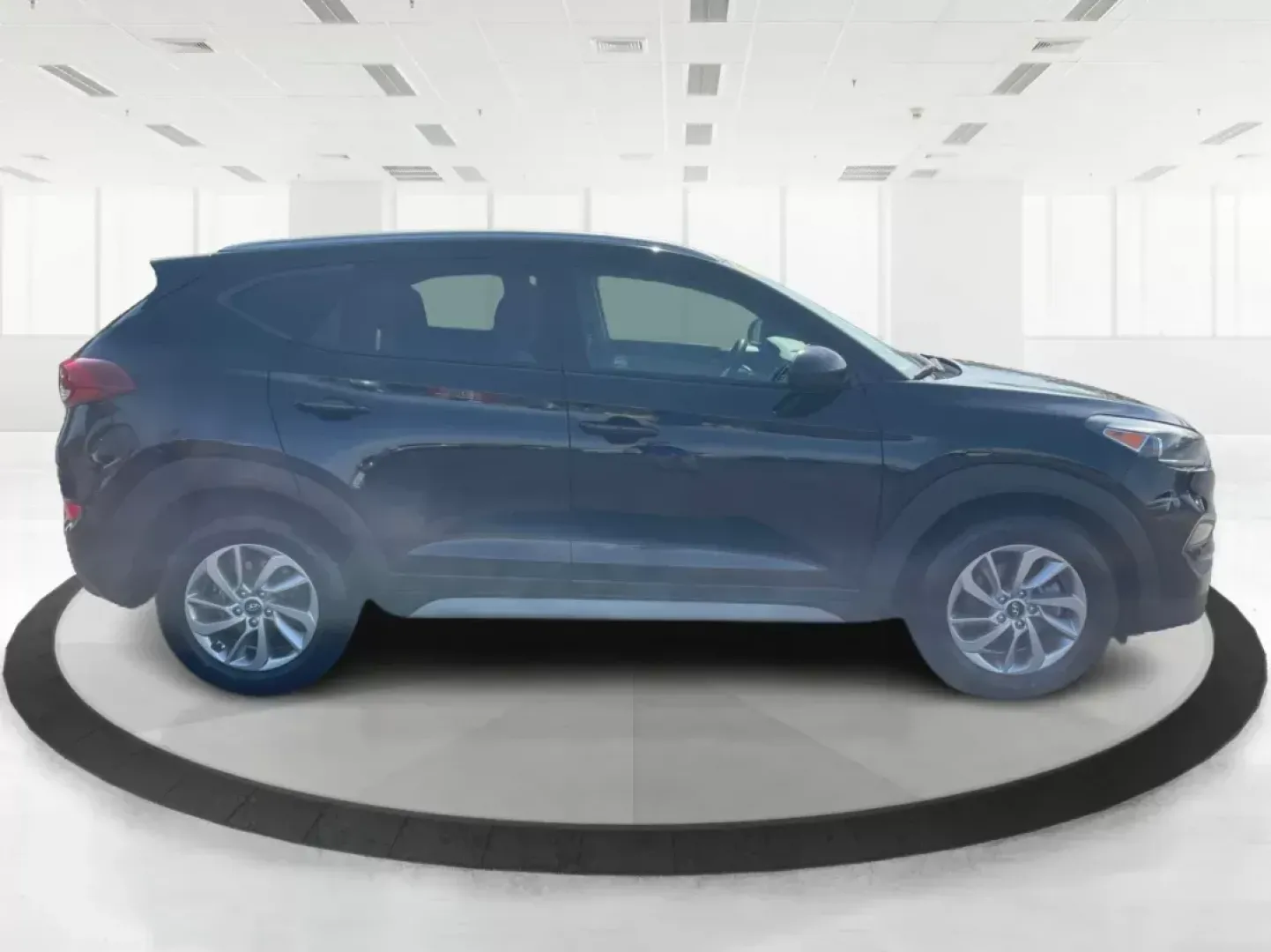 2018 Hyundai Tucson SEL (KM8J3CA41JU) with an Nu 2L I-4 gasoline direct injection engine, located at 8750 N County Rd 25A, Piqua, OH, 45356, (937) 908-9800, 40.164391, -84.232513 - 2018 Hyundai Tucson SEL - Photo#0