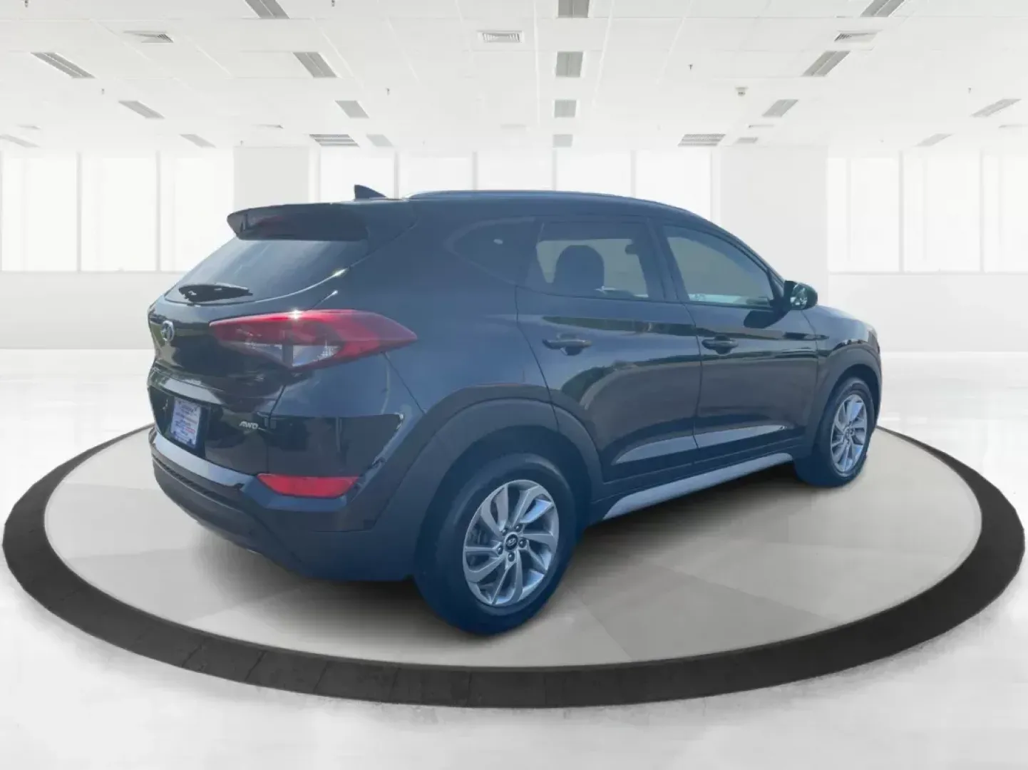 2018 Hyundai Tucson SEL (KM8J3CA41JU) with an Nu 2L I-4 gasoline direct injection engine, located at 8750 N County Rd 25A, Piqua, OH, 45356, (937) 908-9800, 40.164391, -84.232513 - 2018 Hyundai Tucson SEL - Photo#1