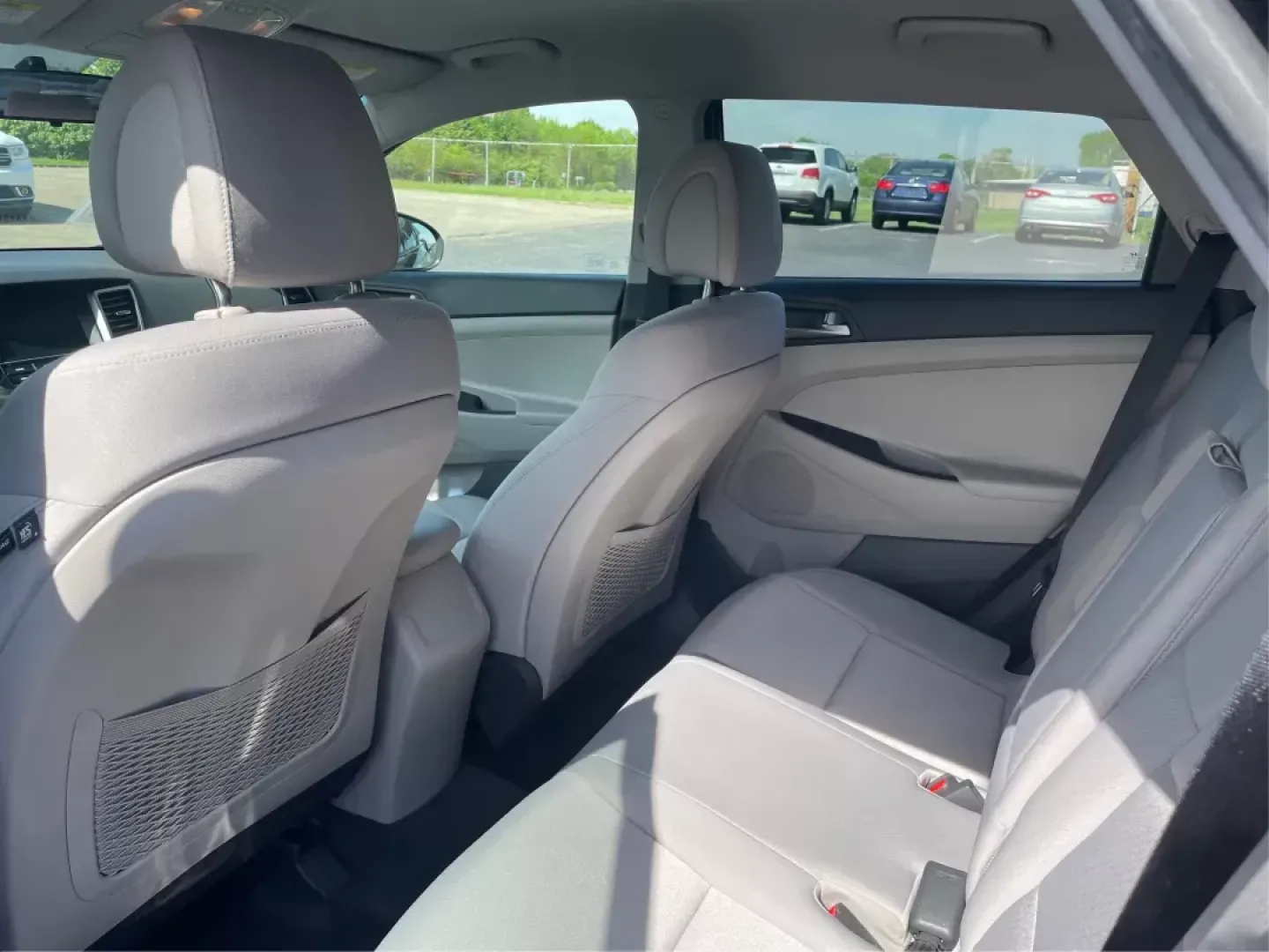 2018 Hyundai Tucson SEL (KM8J3CA41JU) with an Nu 2L I-4 gasoline direct injection engine, located at 8750 N County Rd 25A, Piqua, OH, 45356, (937) 908-9800, 40.164391, -84.232513 - 2018 Hyundai Tucson SEL - Photo#9