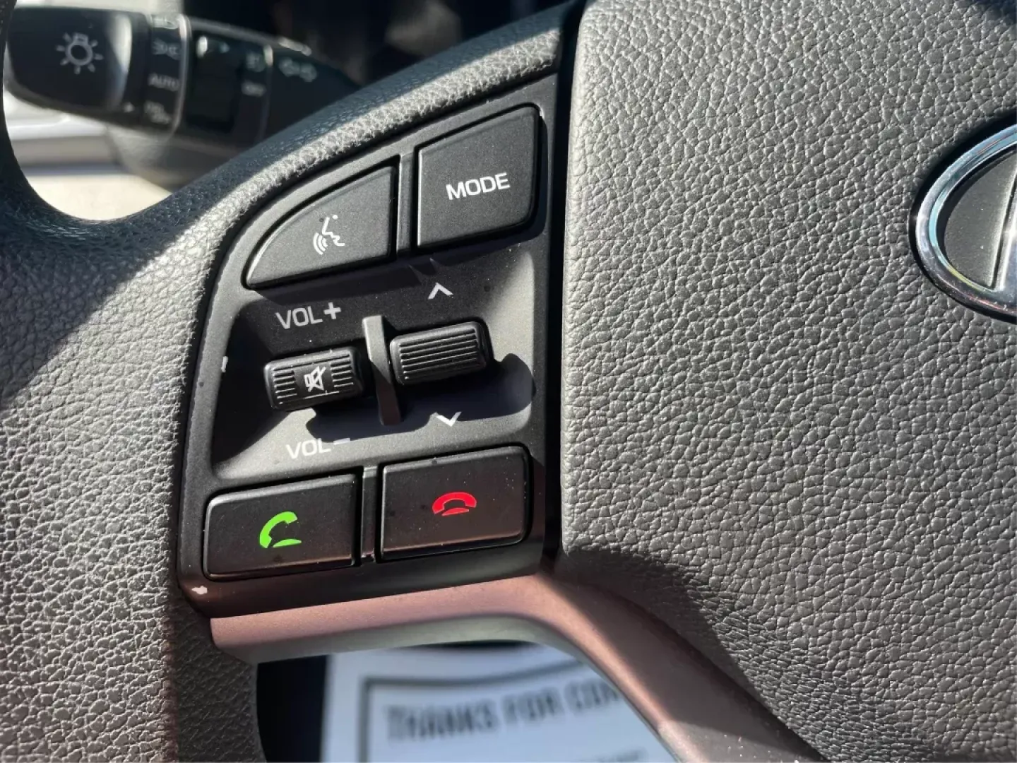 2018 Hyundai Tucson SEL (KM8J3CA41JU) with an Nu 2L I-4 gasoline direct injection engine, located at 8750 N County Rd 25A, Piqua, OH, 45356, (937) 908-9800, 40.164391, -84.232513 - 2018 Hyundai Tucson SEL - Photo#15