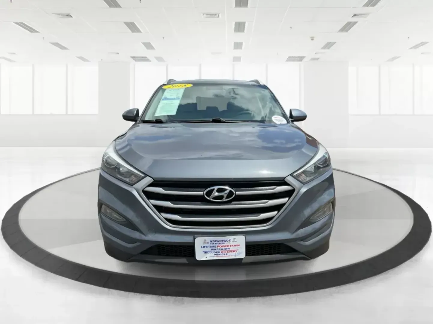 2018 Hyundai Tucson SEL (KM8J3CA44JU) with an Nu 2L I-4 gasoline direct injection engine, located at 1184 Kauffman Ave, Fairborn, OH, 45324, (937) 908-9800, 39.807072, -84.030914 - **Explore Your Next Adventure in the 2018 Hyundai Tucson SEL Perfect for Families and Adventurers Alike!**<br /> <br /> Are you searching for a versatile and stylish SUV that perfectly balances comfort and performance? Look no further! The 2018 Hyundai Tucson SEL is your ticket to unforgettable fam - Photo#6