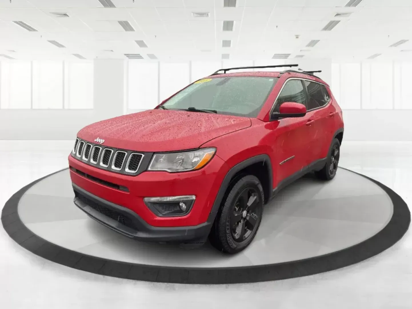 2018 Jeep Compass Latitude 4x4 (3C4NJDBB1JT) with an Other engine, located at 1951 S Dayton Lakeview Rd., New Carlisle, OH, 45344, (937) 908-9800, 39.890999, -84.050255 - 2018 Jeep Compass Latitude 4x4 - Photo#4