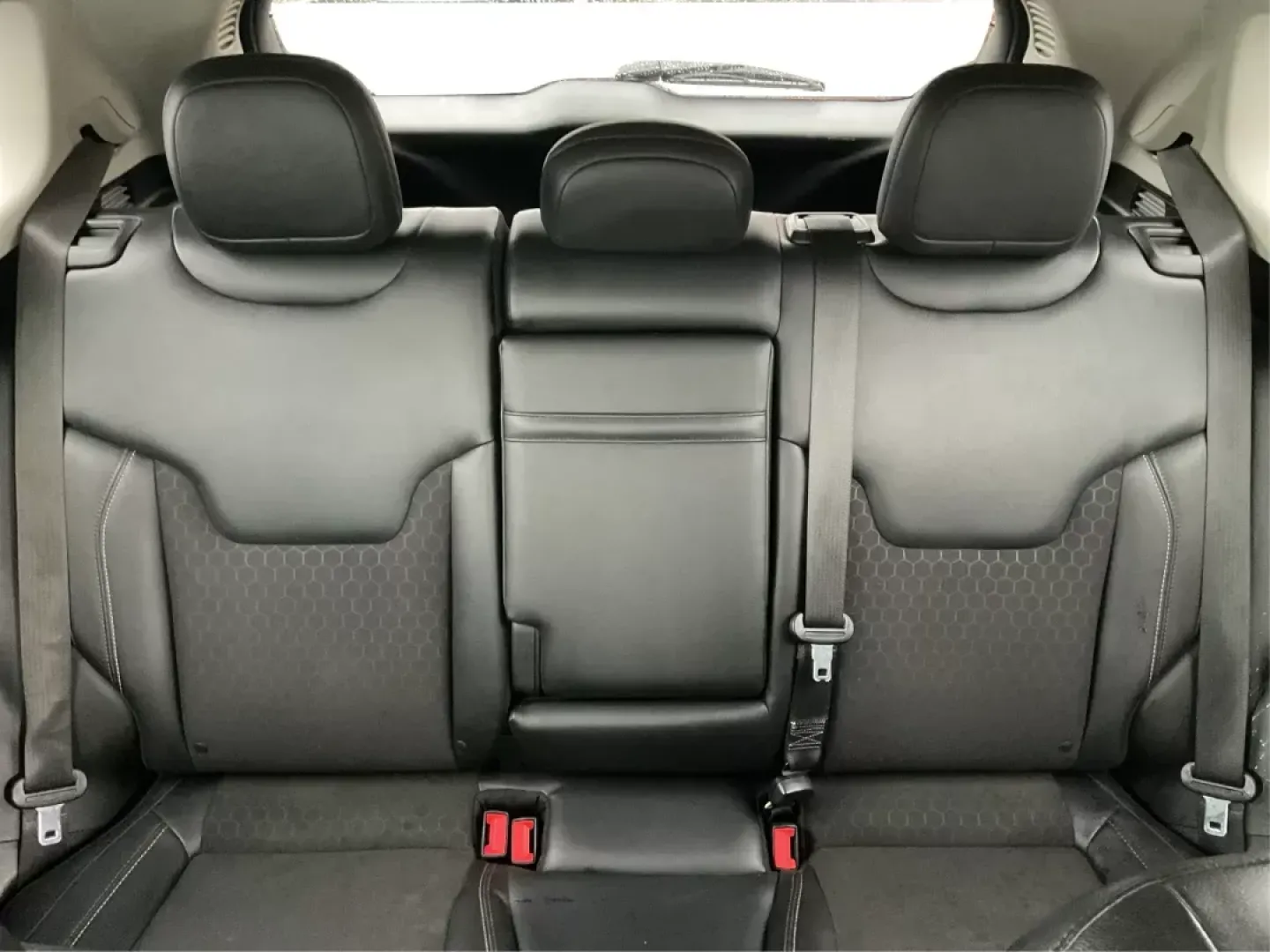 2018 Jeep Compass Latitude 4x4 (3C4NJDBB1JT) with an Other engine, located at 1951 S Dayton Lakeview Rd., New Carlisle, OH, 45344, (937) 908-9800, 39.890999, -84.050255 - 2018 Jeep Compass Latitude 4x4 - Photo#12