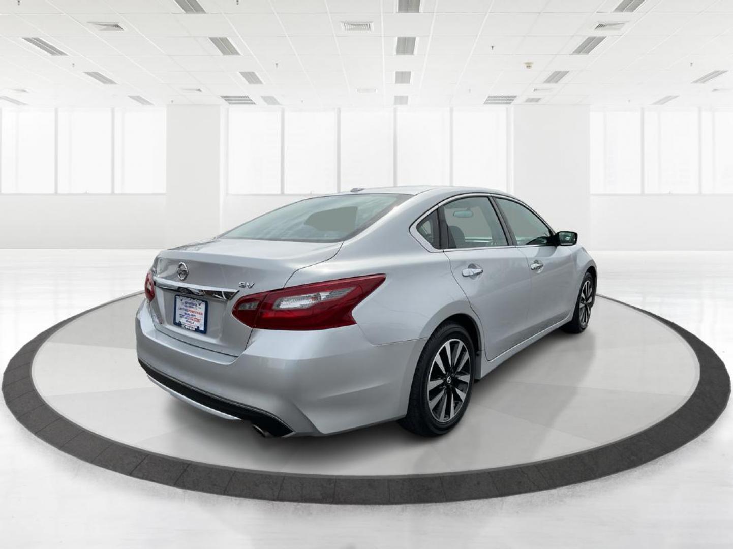 2018 Nissan Altima 2.5 SV (1N4AL3APXJC) with an 2.5L I-4 DOHC engine, located at 880 E. National Road, Vandalia, OH, 45377, (937) 908-9800, 39.891918, -84.183594 - 2018 Nissan Altima 2.5 SV - Photo#2