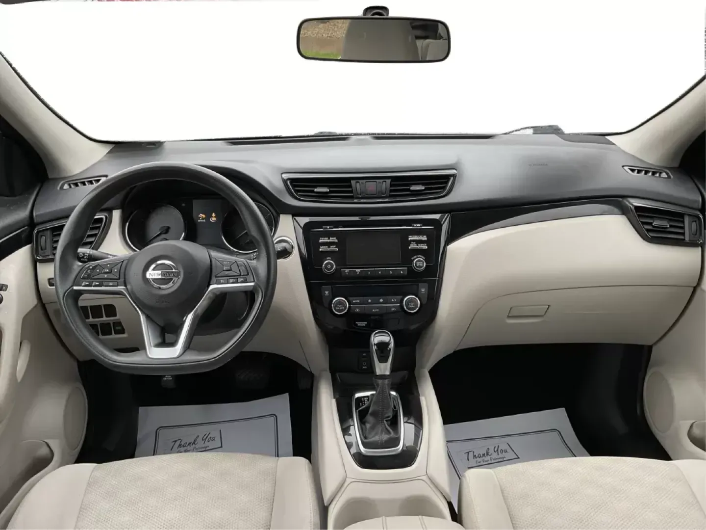 2018 Nissan Rogue Sport SV AWD (JN1BJ1CR6JW) with an 2.0L L4 DOHC 16V engine, Continuously Variable Transmission transmission, located at 880 E. National Road, Vandalia, OH, 45377, (937) 908-9800, 39.891918, -84.183594 - 2018 Nissan Rogue Sport SV AWD - Photo#18