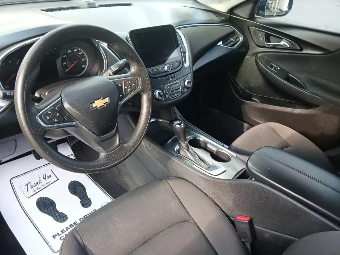 2019 Chevrolet Malibu LT (1G1ZD5ST2KF) with an 1.5L L4 DOHC 16V engine, 6-Speed Automatic transmission, located at 1099 N County Rd 25A , Troy, OH, 45373, (937) 908-9800, 40.057079, -84.212883 - **Experience the Perfect Blend of Style and Comfort with the 2019 Chevrolet Malibu LT at Advantage Car and Credit!**<br /> <br /> Imagine cruising through Fairborn, OH, in a sophisticated sedan that not only complements your lifestyle but also offers reliability and performance. The 2019 Chevrolet M - Photo#9