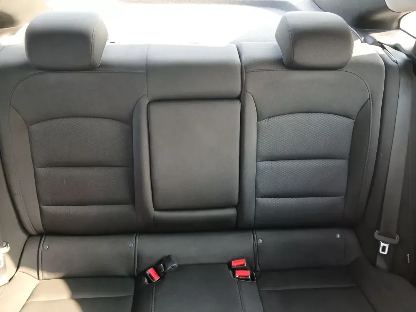 2019 Chevrolet Malibu LT (1G1ZD5ST2KF) with an 1.5L L4 DOHC 16V engine, 6-Speed Automatic transmission, located at 1099 N County Rd 25A , Troy, OH, 45373, (937) 908-9800, 40.057079, -84.212883 - **Experience the Perfect Blend of Style and Comfort with the 2019 Chevrolet Malibu LT at Advantage Car and Credit!**<br /> <br /> Imagine cruising through Fairborn, OH, in a sophisticated sedan that not only complements your lifestyle but also offers reliability and performance. The 2019 Chevrolet M - Photo#14