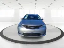 2019 Chrysler Pacifica Touring-L (2C4RC1BG5KR) with an 3.6L V6 DOHC 24V engine, 9-Speed Automatic transmission, located at 1230 East Main St, Xenia, OH, 45385, (937) 908-9800, 39.688026, -83.910172 - 2019 Chrysler Pacifica Touring-L - Photo#6