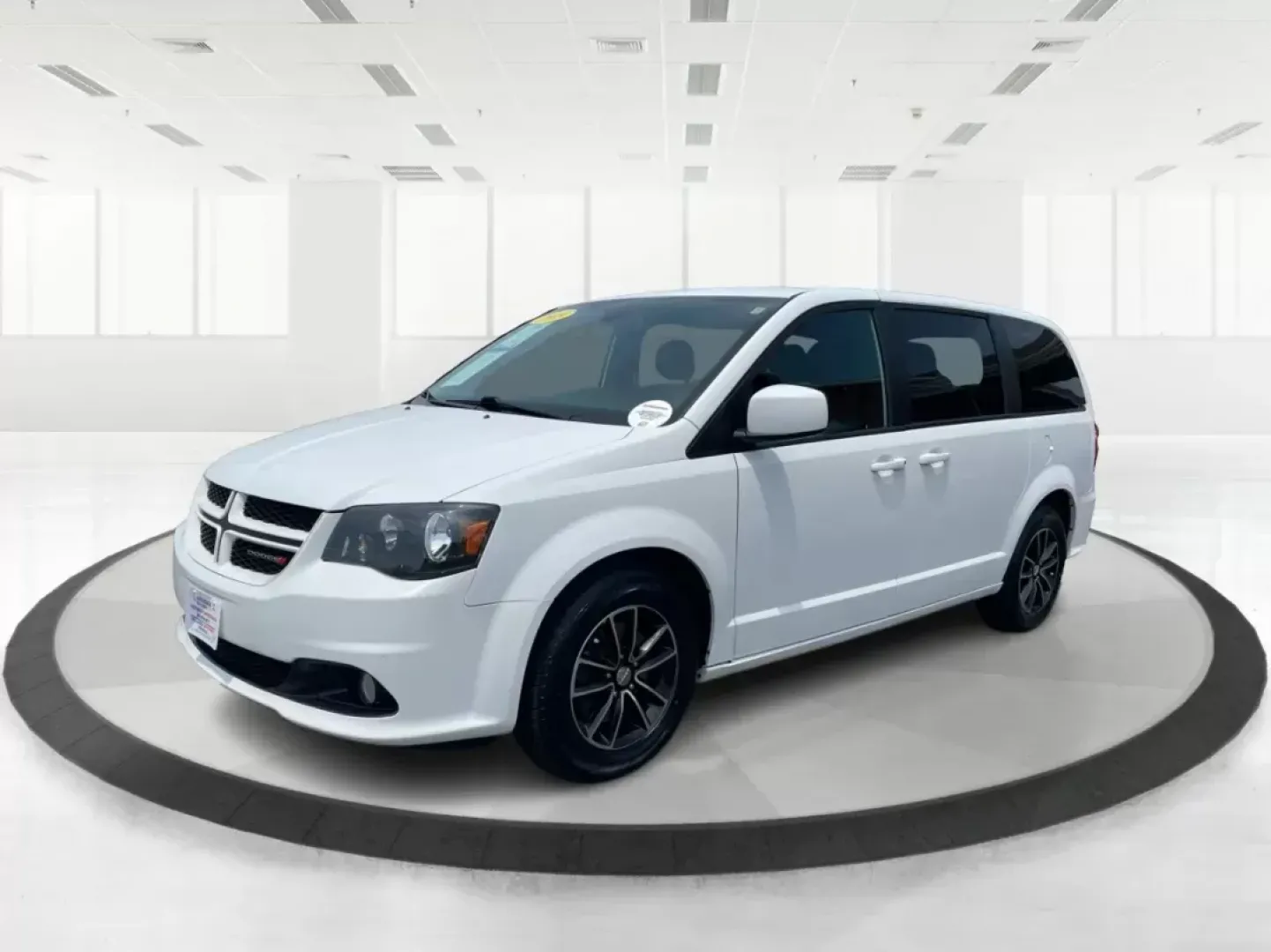 2019 Dodge Grand Caravan GT (2C4RDGEG7KR) with an Pentastar 3.6L V-6 DOHC engine, located at 1230 East Main St, Xenia, OH, 45385, (937) 908-9800, 39.688026, -83.910172 - ### Discover the 2019 Dodge Grand Caravan GT Perfect for Family Adventures!<br /> <br /> Looking for a reliable and spacious vehicle that's perfect for family outings, weekend getaways, and daily commuting? Look no further than the **2019 Dodge Grand Caravan GT**! This versatile passenger van blend - Photo#7