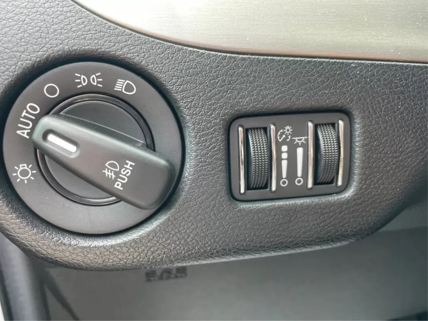 2019 Dodge Grand Caravan GT (2C4RDGEG7KR) with an Pentastar 3.6L V-6 DOHC engine, located at 1230 East Main St, Xenia, OH, 45385, (937) 908-9800, 39.688026, -83.910172 - ### Discover the 2019 Dodge Grand Caravan GT Perfect for Family Adventures!<br /> <br /> Looking for a reliable and spacious vehicle that's perfect for family outings, weekend getaways, and daily commuting? Look no further than the **2019 Dodge Grand Caravan GT**! This versatile passenger van blend - Photo#16