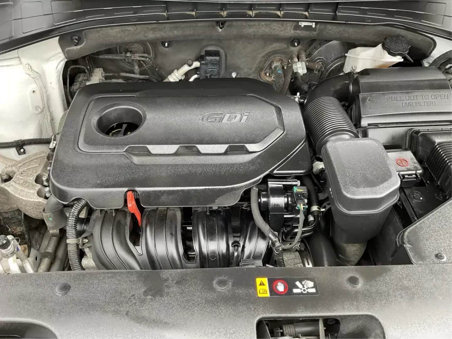 2020 Kia Sorento 2.4L LX (5XYPGDA38LG) with an 2.4L I-4 gasoline direct injection engine, located at 4508 South Dixie Dr, Moraine, OH, 45439, (937) 908-9800, 39.689976, -84.218452 - **Discover Your Next Adventure with the 2020 Kia Sorento at Advantage Car and Credit!**<br /> <br /> Are you ready to elevate your family outings or embark on thrilling weekend adventures? Look no further than this stunning 2020 Kia Sorento, now available at **Advantage Car and Credit** in Fairborn, - Photo#9