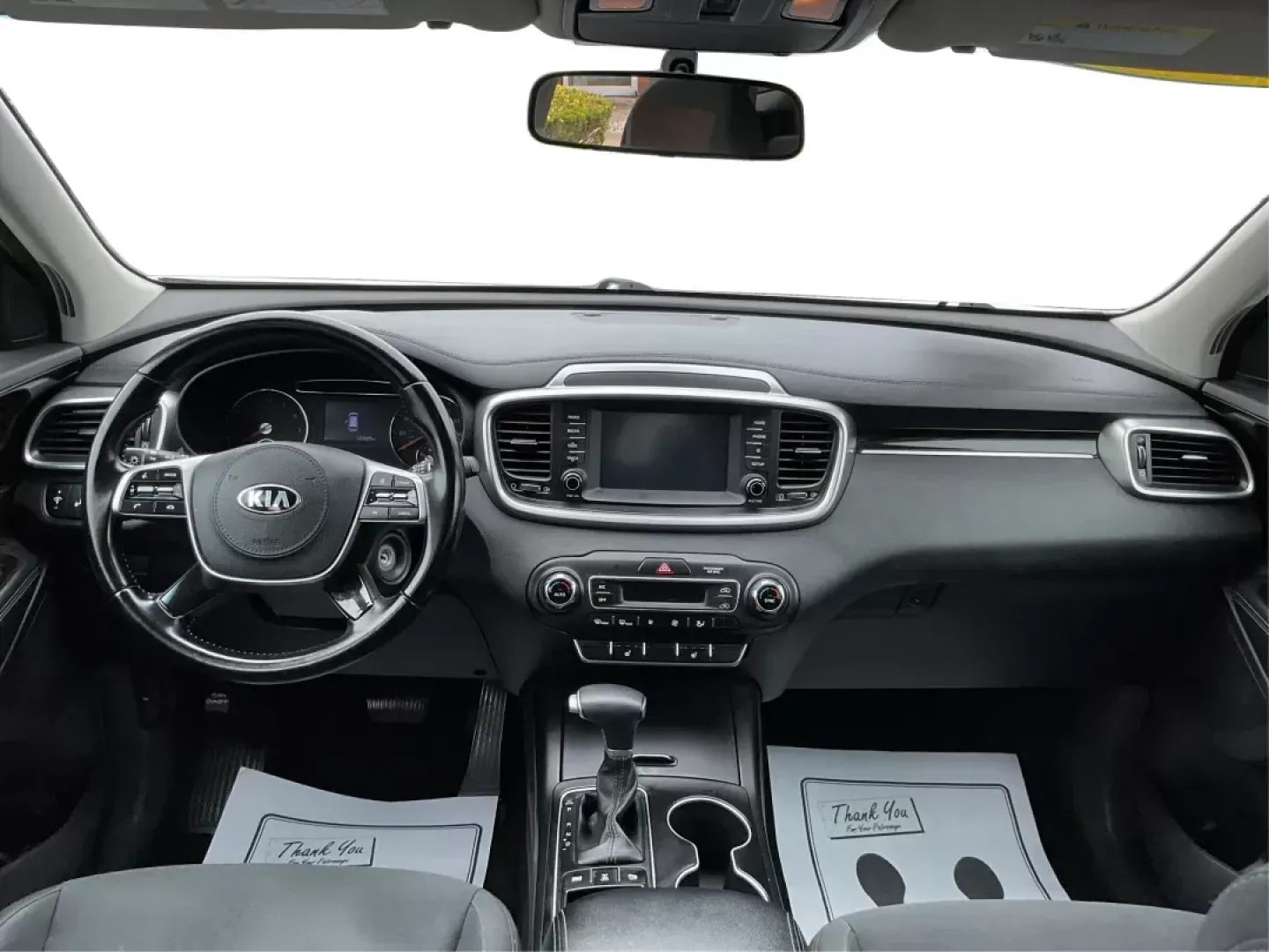2020 Kia Sorento 2.4L LX (5XYPGDA38LG) with an 2.4L I-4 gasoline direct injection engine, located at 4508 South Dixie Dr, Moraine, OH, 45439, (937) 908-9800, 39.689976, -84.218452 - **Discover Your Next Adventure with the 2020 Kia Sorento at Advantage Car and Credit!**<br /> <br /> Are you ready to elevate your family outings or embark on thrilling weekend adventures? Look no further than this stunning 2020 Kia Sorento, now available at **Advantage Car and Credit** in Fairborn, - Photo#18