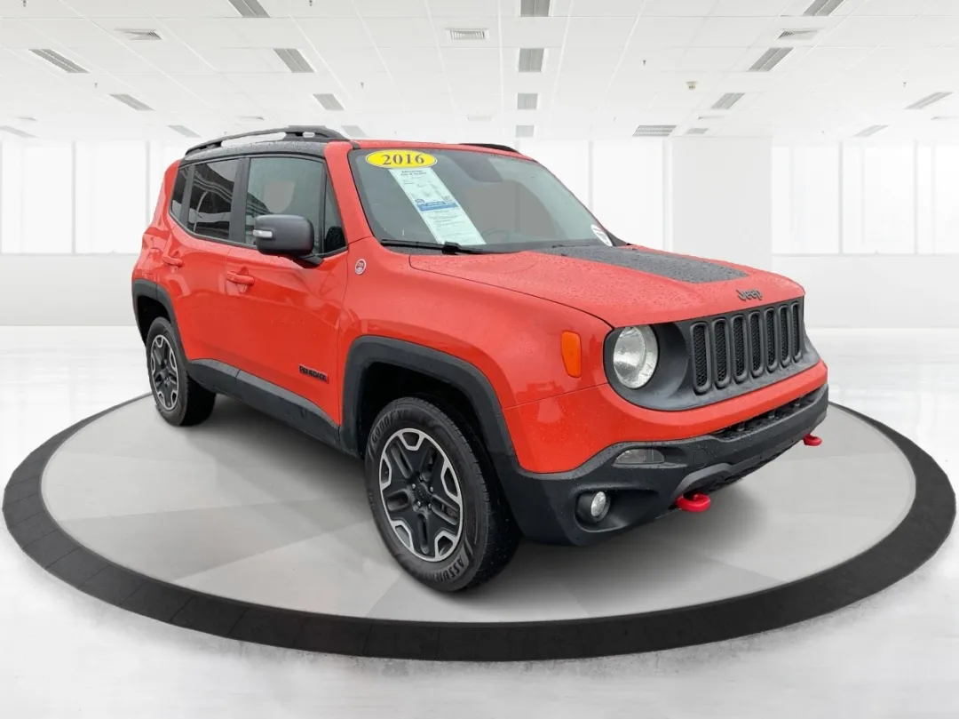 photo of 2016 Jeep Renegade Trailhawk