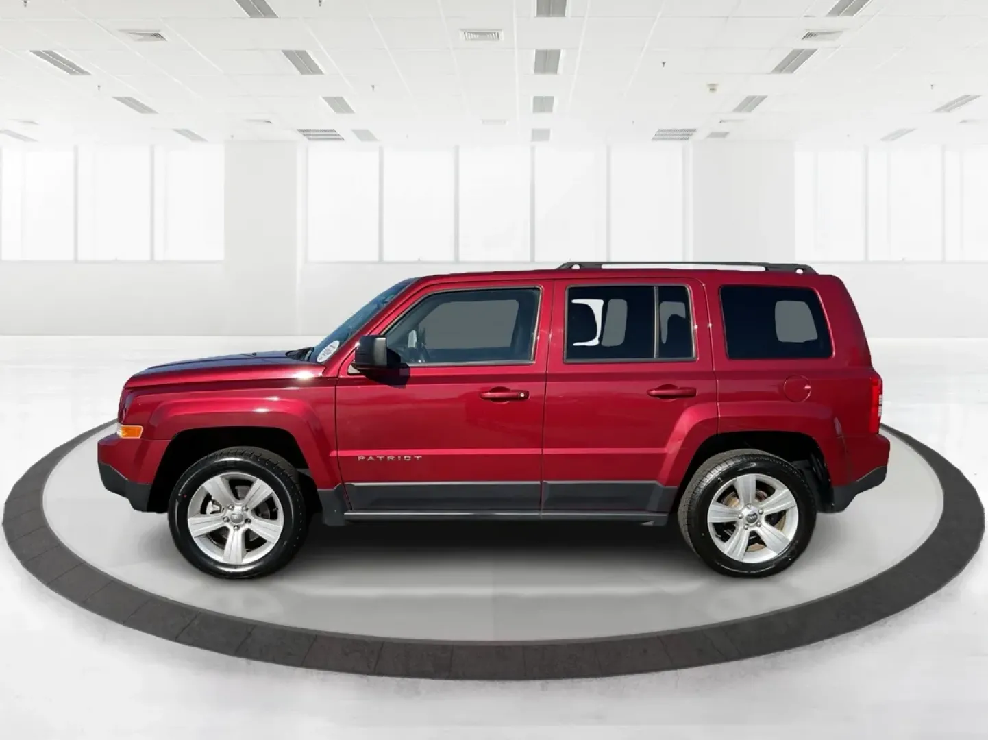 2015 Jeep Patriot Latitude (1C4NJRFB2FD) with an 2.4L I-4 DOHC engine, located at 8750 N County Rd 25A, Piqua, OH, 45356, (937) 908-9800, 40.164391, -84.232513 - **Adventure Awaits with the 2015 Jeep Patriot Latitude in Fairborn, OH!**<br /> <br /> Are you ready for your next weekend getaway or daily commute? The 2015 Jeep Patriot Latitude is the perfect SUV for those who crave adventure and practicality! With its rugged design and versatile features, this v - Photo#4