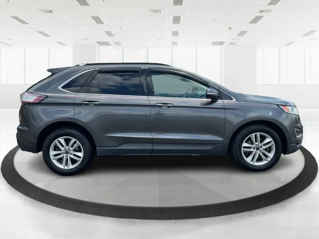 2016 Ford Edge SEL (2FMPK3J91GB) with an 3.5L V-6 DOHC engine, located at 4508 South Dixie Dr, Moraine, OH, 45439, (937) 908-9800, 39.689976, -84.218452 - 2016 Ford Edge SEL - Photo#1