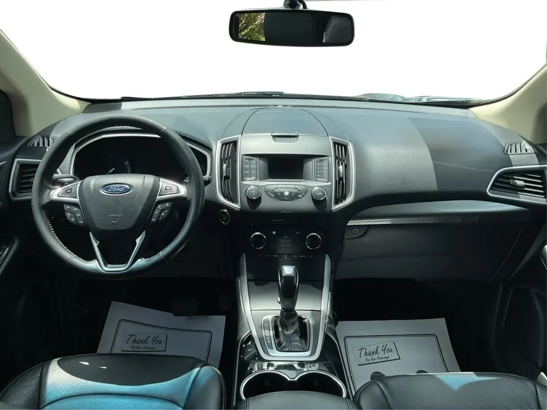 2016 Ford Edge SEL (2FMPK3J91GB) with an 3.5L V-6 DOHC engine, located at 4508 South Dixie Dr, Moraine, OH, 45439, (937) 908-9800, 39.689976, -84.218452 - 2016 Ford Edge SEL - Photo#21