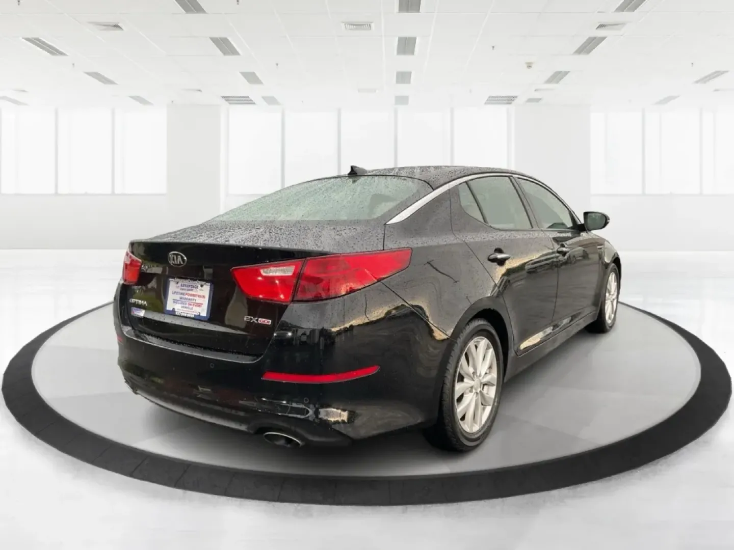 2015 Kia Optima EX (5XXGN4A76FG) with an Theta II 2.4L I-4 gasoline direct injection engine, located at 401 Woodman Dr, Riverside, OH, 45431, (937) 908-9800, 39.760899, -84.123421 - **Elevate Your Daily Commute with the 2015 Kia Optima EX** <br /> <br /> Imagine transforming your daily drive into an experience of comfort and style. Whether you're navigating the bustling streets of Fairborn or embarking on a weekend getaway, the 2015 Kia Optima EX is designed to enhance your li - Photo#2