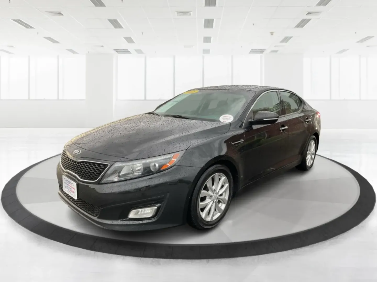 2015 Kia Optima EX (5XXGN4A76FG) with an Theta II 2.4L I-4 gasoline direct injection engine, located at 401 Woodman Dr, Riverside, OH, 45431, (937) 908-9800, 39.760899, -84.123421 - **Elevate Your Daily Commute with the 2015 Kia Optima EX** <br /> <br /> Imagine transforming your daily drive into an experience of comfort and style. Whether you're navigating the bustling streets of Fairborn or embarking on a weekend getaway, the 2015 Kia Optima EX is designed to enhance your li - Photo#8