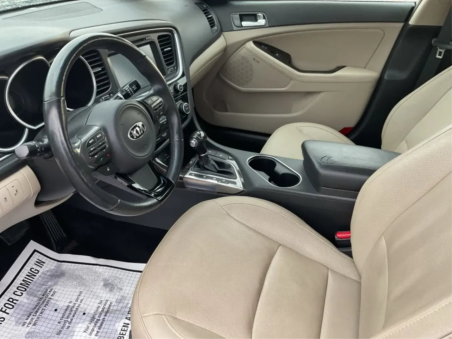2015 Kia Optima EX (5XXGN4A76FG) with an Theta II 2.4L I-4 gasoline direct injection engine, located at 401 Woodman Dr, Riverside, OH, 45431, (937) 908-9800, 39.760899, -84.123421 - **Elevate Your Daily Commute with the 2015 Kia Optima EX** <br /> <br /> Imagine transforming your daily drive into an experience of comfort and style. Whether you're navigating the bustling streets of Fairborn or embarking on a weekend getaway, the 2015 Kia Optima EX is designed to enhance your li - Photo#9