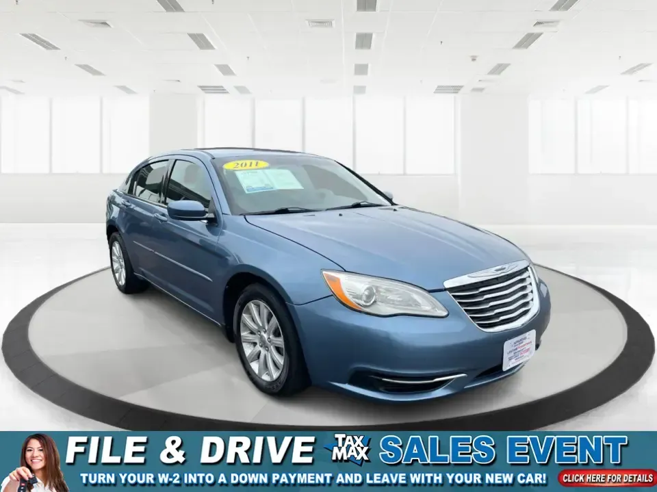 2011 Chrysler 200 Touring (1C3BC1FG5BN) with an 3.6L V6 DOHC 24V engine, 6-Speed Automatic transmission, located at 1099 N County Rd 25A , Troy, OH, 45373, (937) 908-9800, 40.057079, -84.212883 - **Discover Your Perfect Sedan for Everyday Adventures at Advantage Car and Credit in Fairborn, OH**<br /> <br /> Are you on the hunt for a reliable sedan that fits effortlessly into your everyday life? Look no further! At Advantage Car and Credit, located at 1184 Kauffman Ave, Fairborn, OH 45324, we - Photo#0
