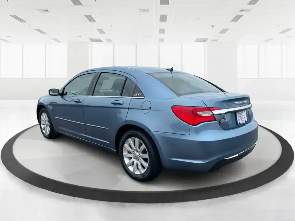 2011 Chrysler 200 Touring (1C3BC1FG5BN) with an 3.6L V6 DOHC 24V engine, 6-Speed Automatic transmission, located at 1951 S Dayton Lakeview Rd., New Carlisle, OH, 45344, (937) 908-9800, 39.890999, -84.050255 - **Discover Your Perfect Sedan for Everyday Adventures at Advantage Car and Credit in Fairborn, OH**<br /> <br /> Are you on the hunt for a reliable sedan that fits effortlessly into your everyday life? Look no further! At Advantage Car and Credit, located at 1184 Kauffman Ave, Fairborn, OH 45324, we - Photo#4