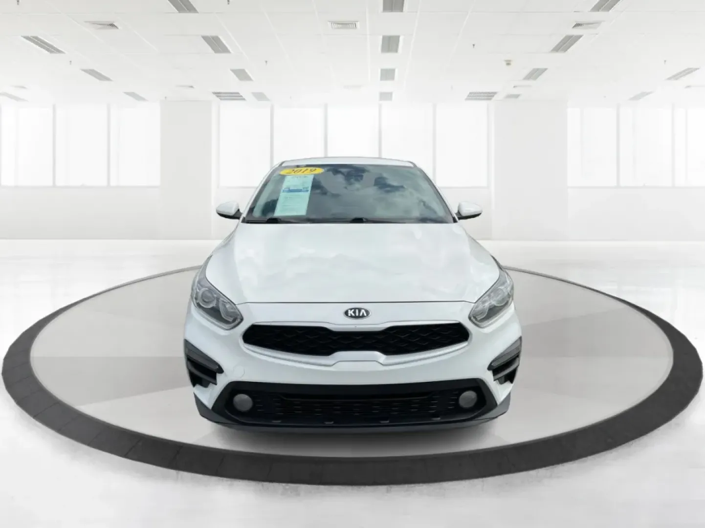 2019 Kia Forte FE (3KPF24AD2KE) with an 2L I-4 DOHC engine, located at 1099 N County Rd 25A , Troy, OH, 45373, (937) 908-9800, 40.057079, -84.212883 - **Experience Freedom with the 2019 Kia Forte: Your Ideal Companion for Daily Adventures!**<br /> <br /> Are you looking for a reliable sedan that effortlessly combines style, comfort, and efficiency? Look no further than the 2019 Kia Forte, available now at Advantage Car and Credit in Fairborn, OH. - Photo#7