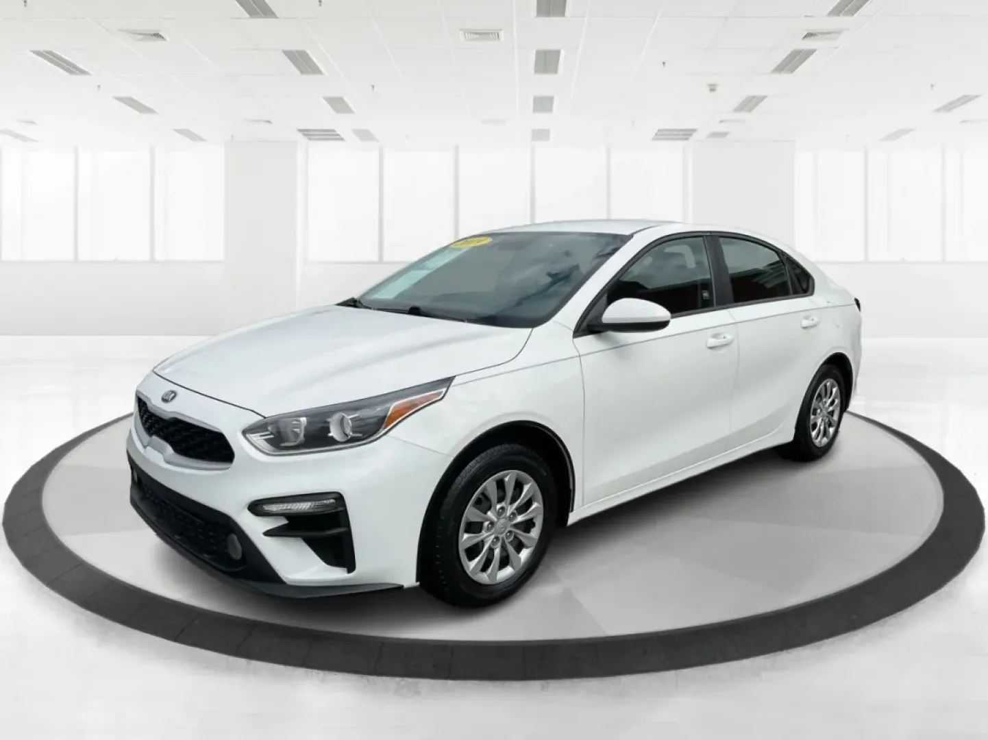 2019 Kia Forte FE (3KPF24AD2KE) with an 2L I-4 DOHC engine, located at 1099 N County Rd 25A , Troy, OH, 45373, (937) 908-9800, 40.057079, -84.212883 - **Experience Freedom with the 2019 Kia Forte: Your Ideal Companion for Daily Adventures!**<br /> <br /> Are you looking for a reliable sedan that effortlessly combines style, comfort, and efficiency? Look no further than the 2019 Kia Forte, available now at Advantage Car and Credit in Fairborn, OH. - Photo#8