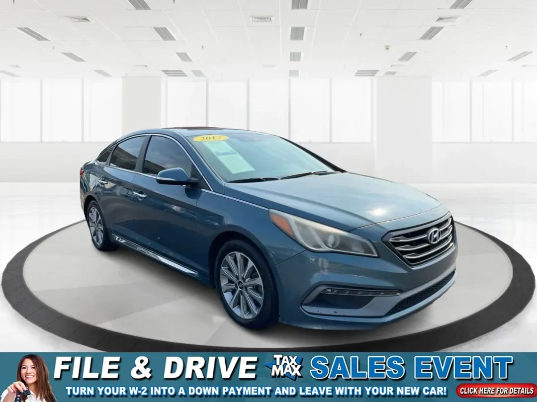2017 Hyundai Sonata Limited (5NPE34AF4HH) with an 2.4L I-4 gasoline direct injection engine, located at 1230 East Main St, Xenia, OH, 45385, (937) 908-9800, 39.688026, -83.910172 - 2017 Hyundai Sonata Limited - Photo#0